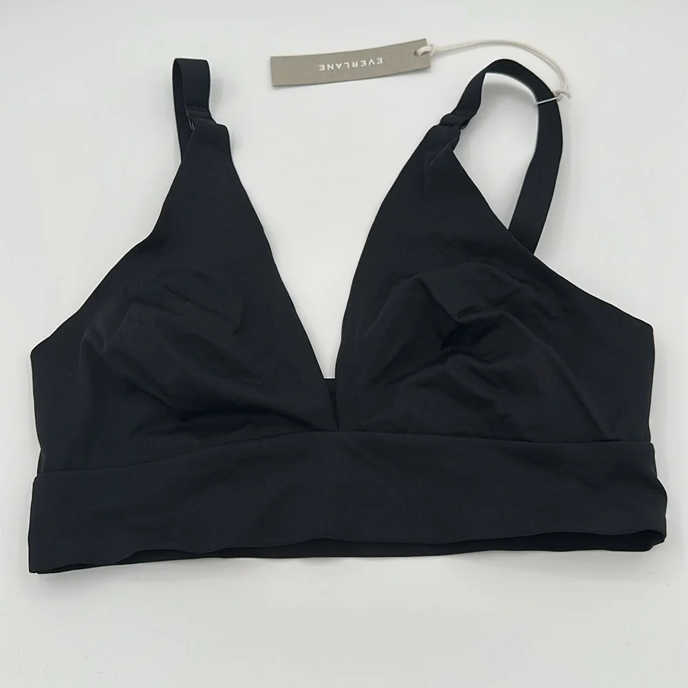 Everlane| The Invisible Bra - Picture 2 of 2